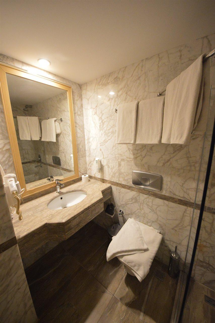 Idas Club Hotel İçmeler Luaran gambar